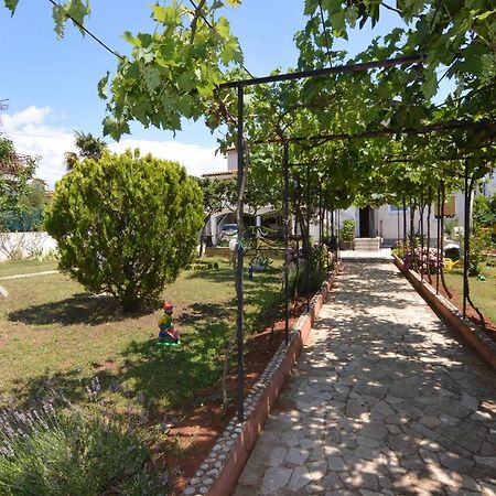 Apartments Mariza Porec Exterior photo
